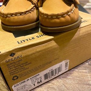 Size 1 Sperry’s NIB